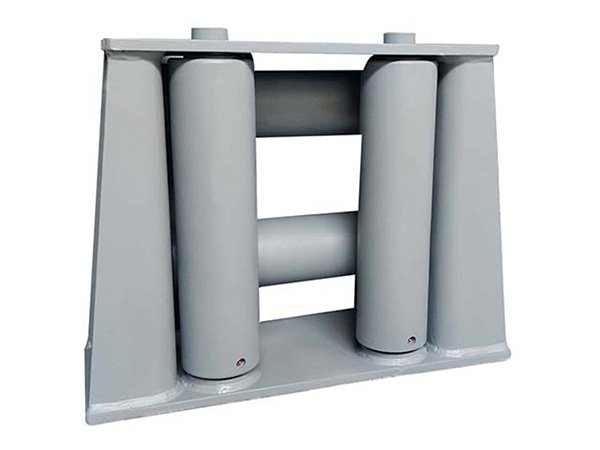 CBT3062 2011 Four Rollers Fairlead